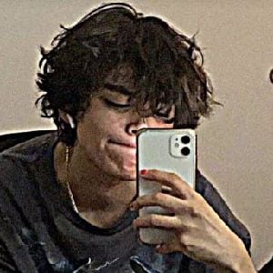 alex (popular guy in college