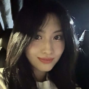 Hirai Momo