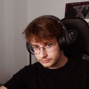 Axozer