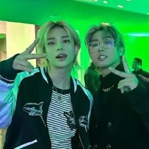 Han and Hyunjin((Their sick))