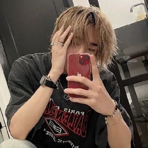Hwang Hyunjin novio