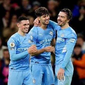 Kevin de Bruyne, Phil Foden and Rubén Díaz