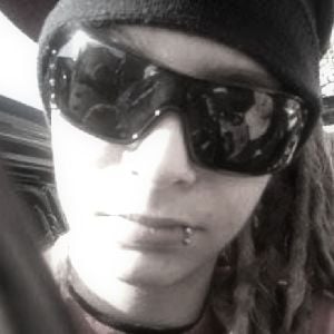 Tom Kaulitz! . .