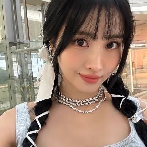 momo (amiga)