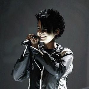 Bill Kaulitz Trumper ..04