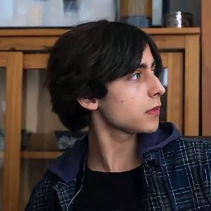 Aidan R Gallagher~°~