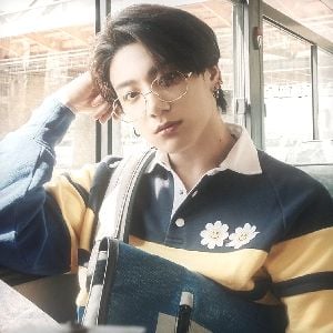 Jungkook ɞ