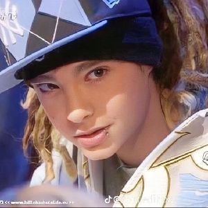 Tom Kaulitz — A little help.