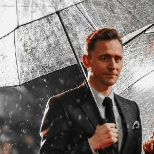 Tom Hiddleston (Raing)
