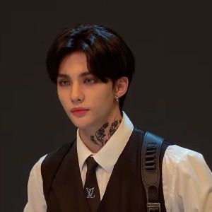 Hyunjin (decisiones)
