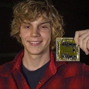 Evan ★