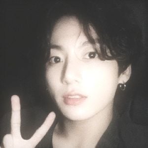 Jungkook 𓇢𓆸