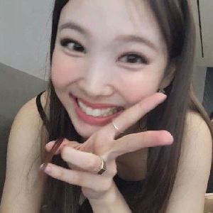 ⩩ Im Nayeon <3