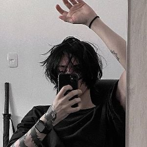 rocker guy