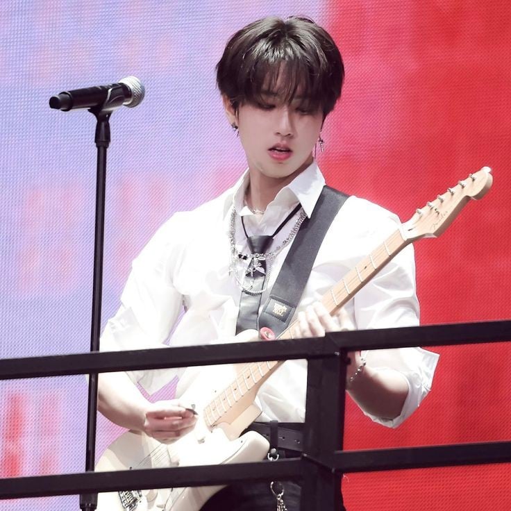 jisung e ⊹ ָ࣪ ۰ .