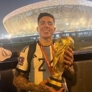 EnzoFernández  