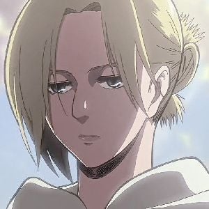 Annie Leonhart