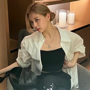 Yuna. (Lesbian)