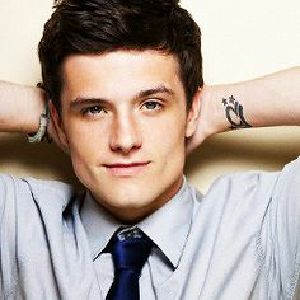 Josh Hutcherson [FC6PYX]