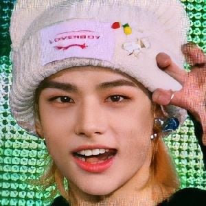 hyunjin baby's father