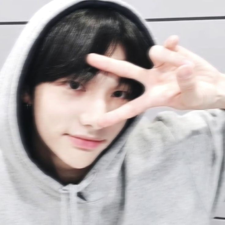 Hwang Hyunjin