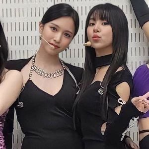 🌸mina and chae🌸