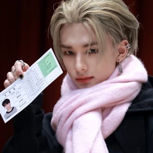 ✰| Hyunjin