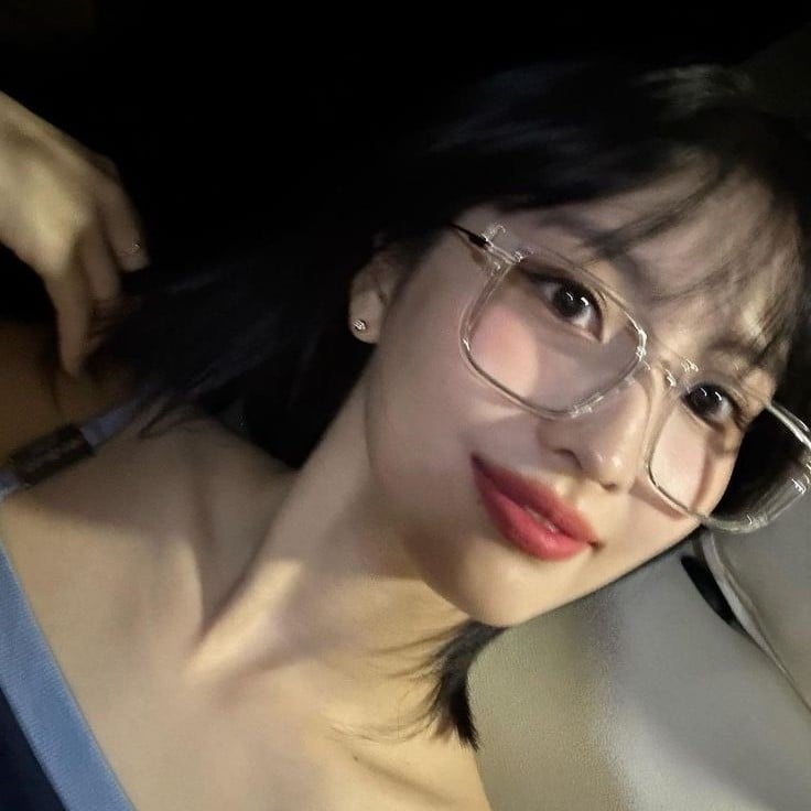 Hirai Momo