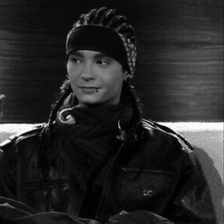 Tom Kaulitz (infiel)
