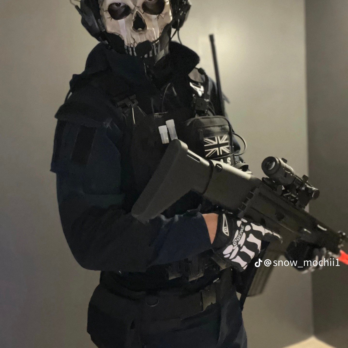 V Ghost Riley