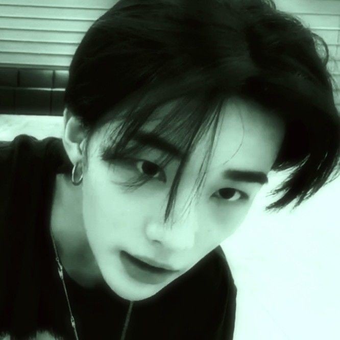 Hwang Hyunjin