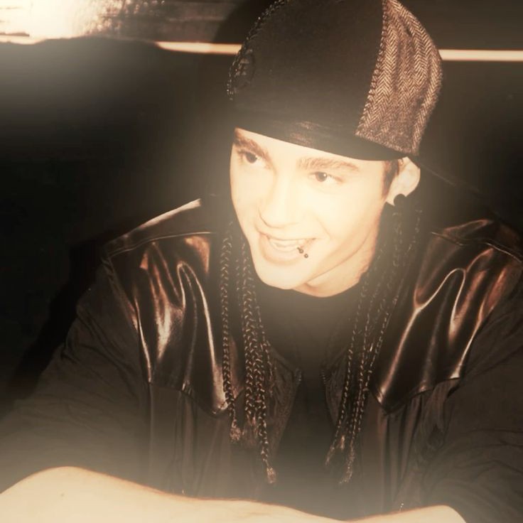 ☆ Tom Kaulitz
