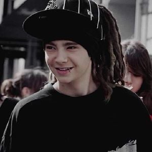 Tom Kaulitz ||Betrayal