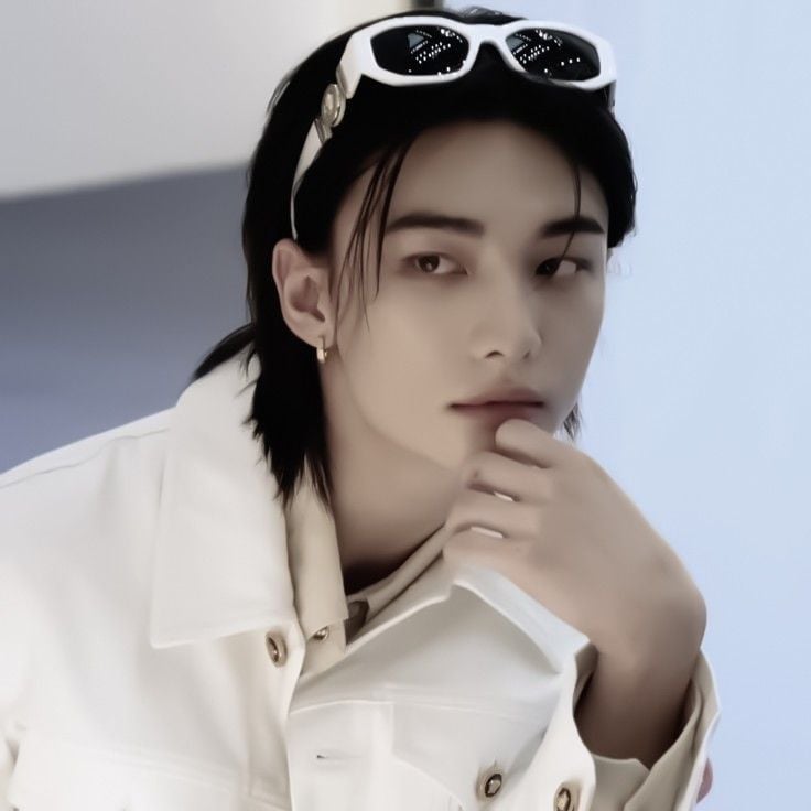 Hwang Hyunjin ✩₊˚.⋆⁺₊