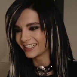 Bill Kaulitz. :)