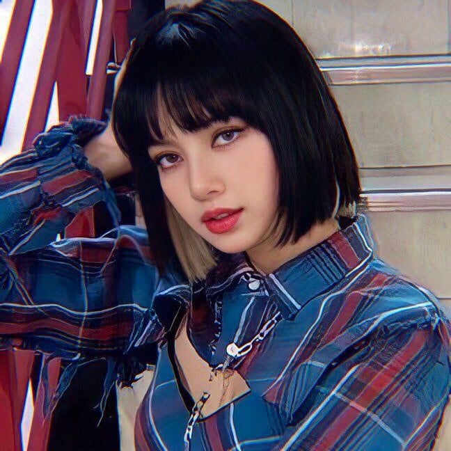 Lisa |your critical aunt|