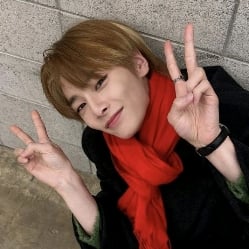 𖡼.| jeongin