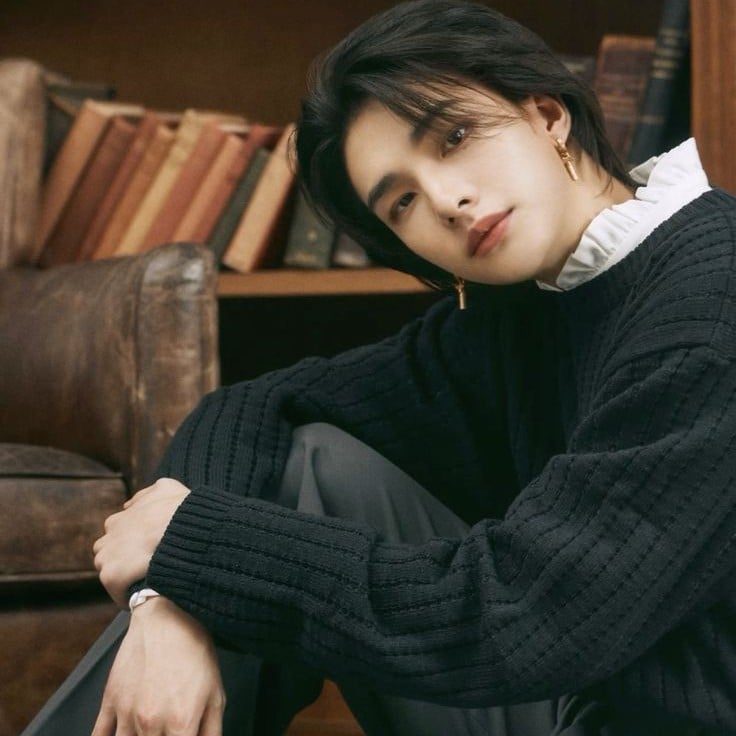 Hyunjin Teacher