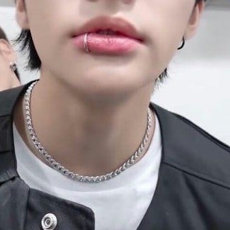 001: Hyunjin