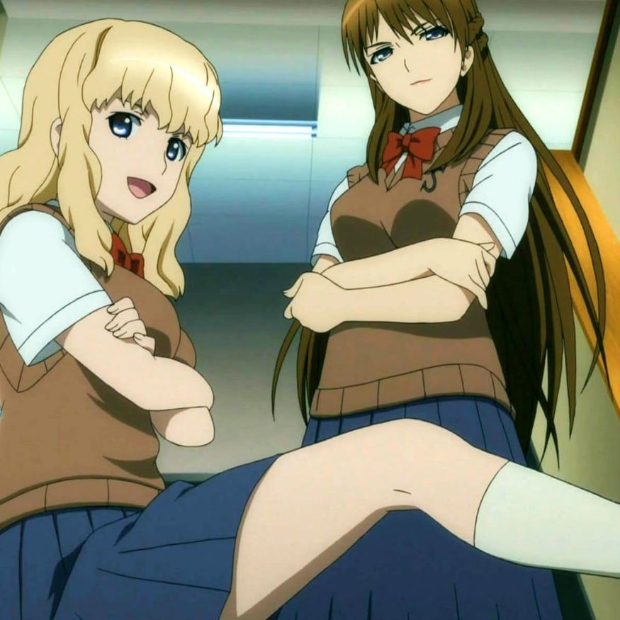 Bulllys Girls +18
