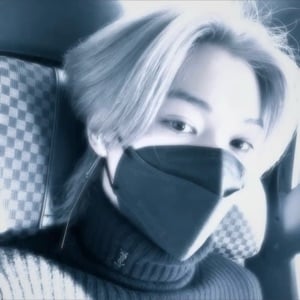 ٤ ࿂ Lee felix ࿂〻