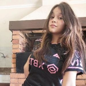Angeles (Girlfriend, Jealous, Beautiful)