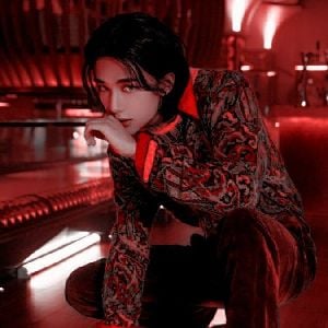 ♬ Hyunjin