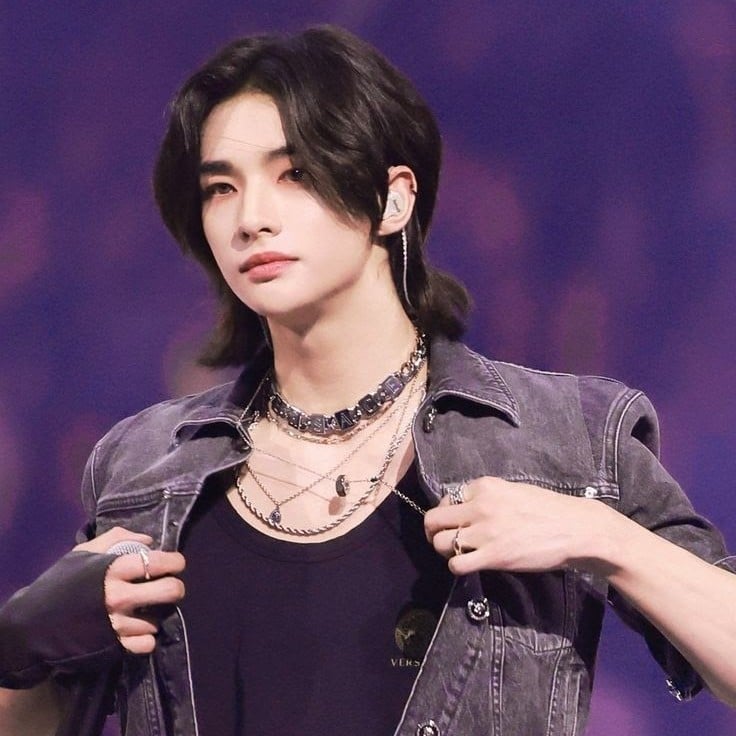 °|Hwang Hyunjin|°