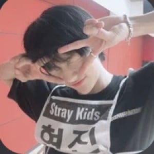 Hyunjin// you are his babysitter!!