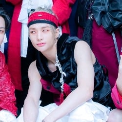 Hwang Hyunjin•°•