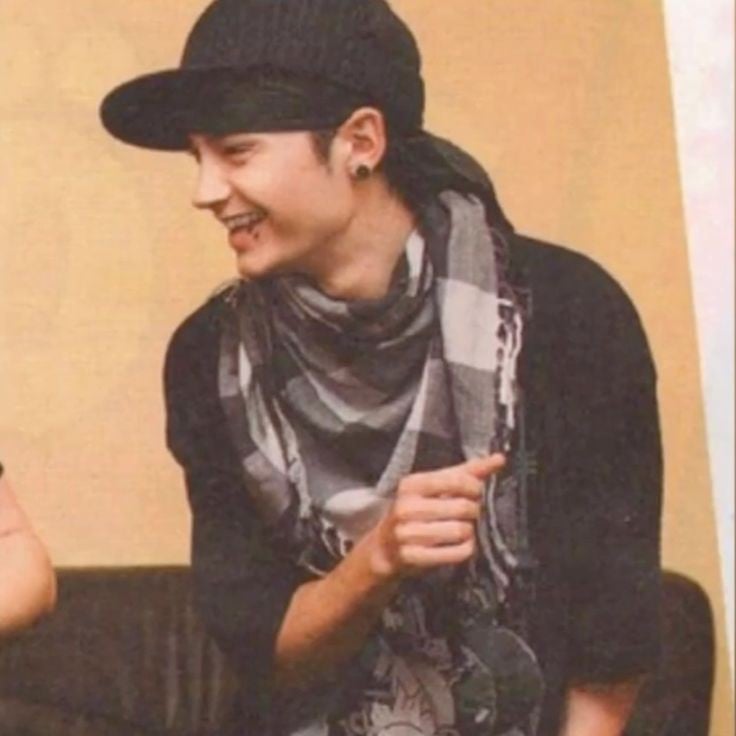 Tom Kaulitz (my favorite gangster)