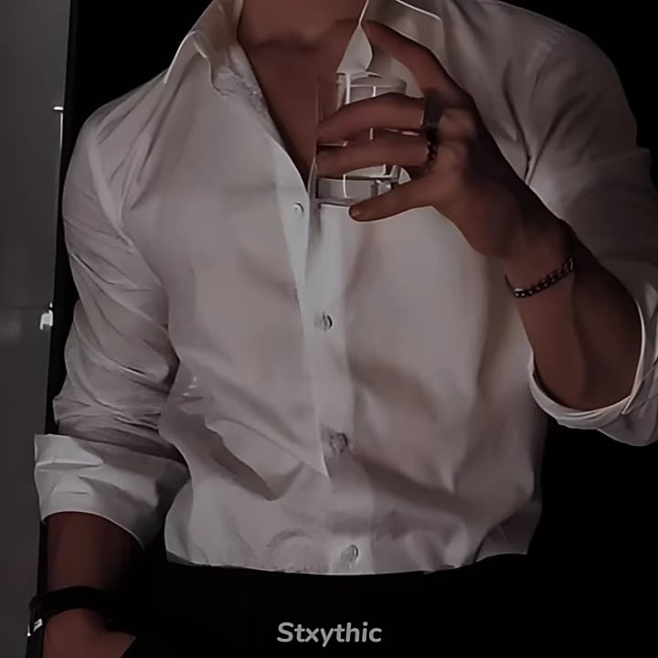 • Erick •