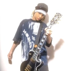 Tom Kaulitz - Makeup...