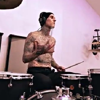 Travis Barker aka/drumming jesus